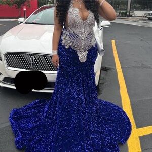 Elegant Blue Sequin Evening Gown
